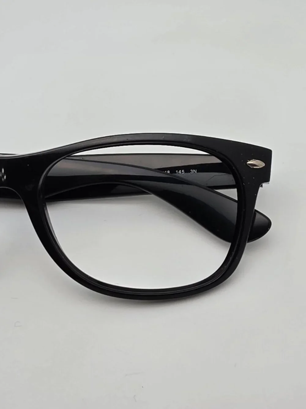Ray-Ban RB2132 901L Polished Black New Wayfarer Sunglasses Frame Italy 55-18-145